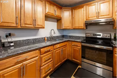 1152 Main St, Springfield, OR 97477 - Photo 23