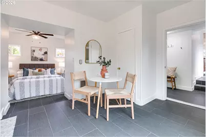 9560 N Ivanhoe St, Portland, OR 97203 - Photo 25