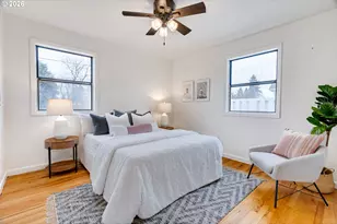 9560 N Ivanhoe St, Portland, OR 97203 - Photo 7