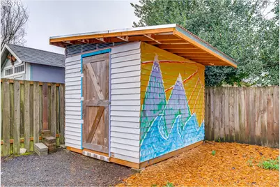 9560 N Ivanhoe St, Portland, OR 97203 - Photo 37