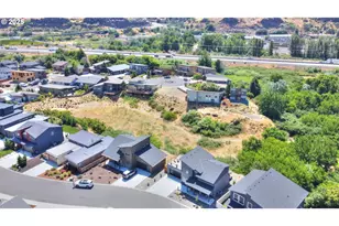 110 Southshore Ave, The Dalles, OR 97058 - Photo 39