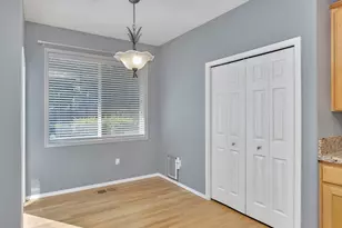 2619 NE Charlois Dr, Hillsboro, OR 97123 - Photo 13