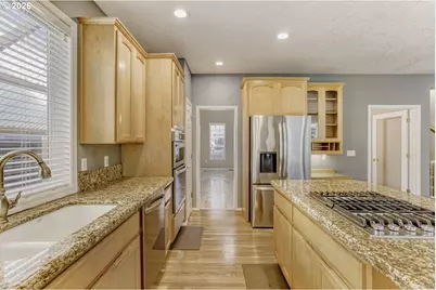 2619 NE Charlois Dr, Hillsboro, OR 97123 - Photo 15