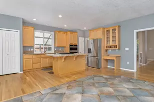 2619 NE Charlois Dr, Hillsboro, OR 97123 - Photo 11