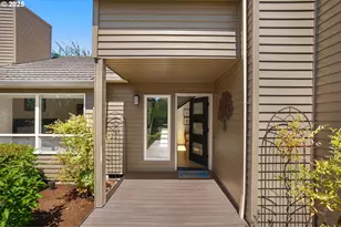 13687 SW Charleston Ln, Portland, OR 97224 - Photo 3