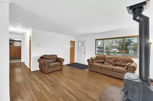 515 Harrison St, Fairview, OR 97024 - Photo 9