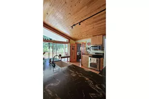 54841 McKenzie River Dr, Blue River, OR 97413 - Photo 9