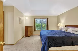671 NE Maryann Ct, Hillsboro, OR 97124 - Photo 23