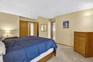 671 NE Maryann Ct, Hillsboro, OR 97124 - Photo 25