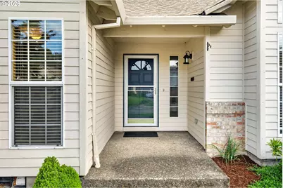 671 NE Maryann Ct, Hillsboro, OR 97124 - Photo 5