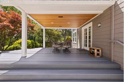 11812 SW 17th Ave, Portland, OR 97219 - Photo 9
