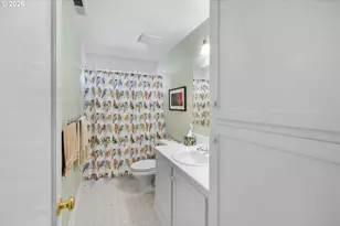 11812 SW 17th Ave, Portland, OR 97219 - Photo 31