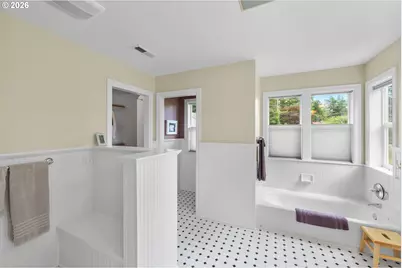 11812 SW 17th Ave, Portland, OR 97219 - Photo 27