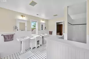 11812 SW 17th Ave, Portland, OR 97219 - Photo 25
