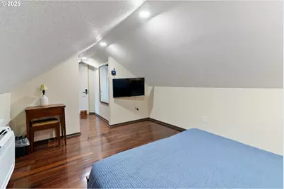 6541 E Burnside St, Portland, OR 97215 - Photo 37