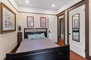 6541 E Burnside St, Portland, OR 97215 - Photo 19