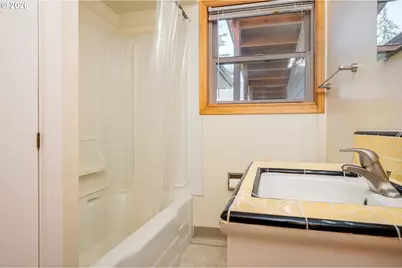 4846 SE 63rd Ave, Portland, OR 97206 - Photo 23
