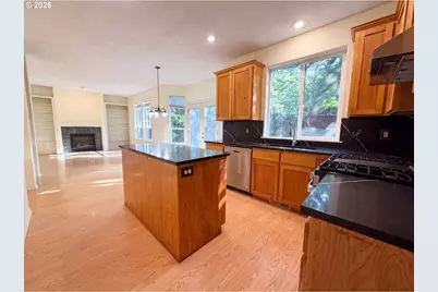 8348 SE 140th Ct, Portland, OR 97236 - Photo 13