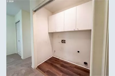 8348 SE 140th Ct, Portland, OR 97236 - Photo 9