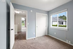 4223 SE Anderegg Dr, Portland, OR 97236 - Photo 31