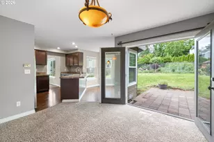 4223 SE Anderegg Dr, Portland, OR 97236 - Photo 17