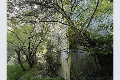 1231 Central Ave, Coos Bay, OR 97420 - Photo 9