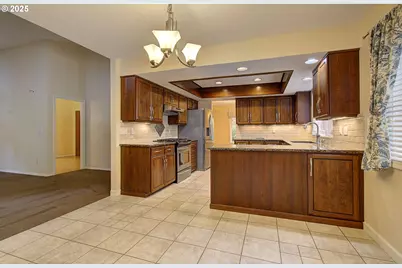 10216 SE 15th St, Vancouver, WA 98664 - Photo 11