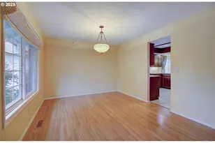 10216 SE 15th St, Vancouver, WA 98664 - Photo 7