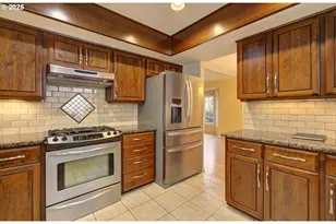 10216 SE 15th St, Vancouver, WA 98664 - Photo 9