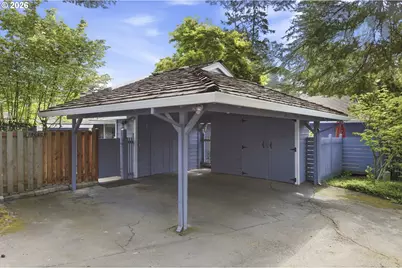 15060 SW Village Ln, Beaverton, OR 97007 - Photo 31