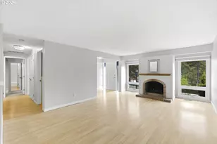 15060 SW Village Ln, Beaverton, OR 97007 - Photo 9