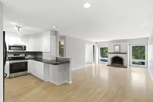 15060 SW Village Ln, Beaverton, OR 97007 - Photo 11