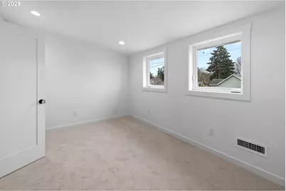 718 W 19th St, Vancouver, WA 98660 - Photo 37