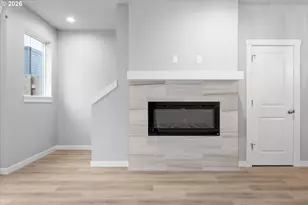 2469 NW 1st Dr, Gresham, OR 97030 - Photo 13