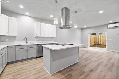 2469 NW 1st Dr, Gresham, OR 97030 - Photo 5