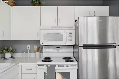618 NW 12th Ave #217, Portland, OR 97209 - Photo 15