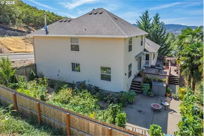2984 NW Daysha Dr, Roseburg, OR 97471 - Photo 11
