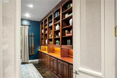 1616 S Greenwood Rd, Portland, OR 97219 - Photo 19