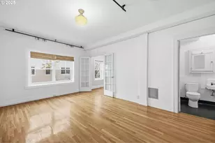 2015 NW Flanders St, Portland, OR 97209 - Photo 15