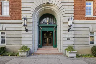 2015 NW Flanders St, Portland, OR 97209 - Photo 5