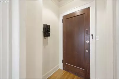 2015 NW Flanders St #214, Portland, OR 97209 - Photo 13