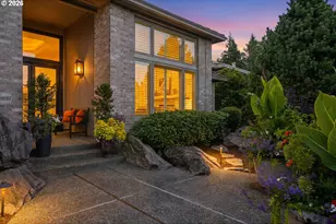 7274 SW Ascot Ct, Portland, OR 97225 - Photo 3