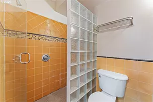 15820 NE Beech St, Portland, OR 97230 - Photo 7