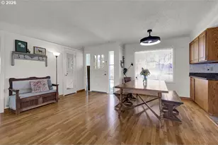 1355 Juniper St, Junction City, OR 97448 - Photo 5