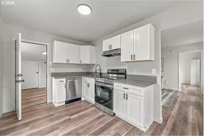 1116 9th Ave, Longview, WA 98632 - Photo 9