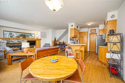 3818 Colony Oaks Dr, Eugene, OR 97405 - Photo 9