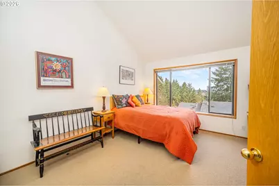 3818 Colony Oaks Dr, Eugene, OR 97405 - Photo 15