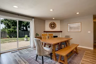 4667 NW Tumalo Ct, Portland, OR 97229 - Photo 9