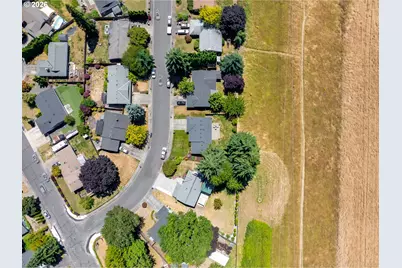 4667 NW Tumalo Ct, Portland, OR 97229 - Photo 29