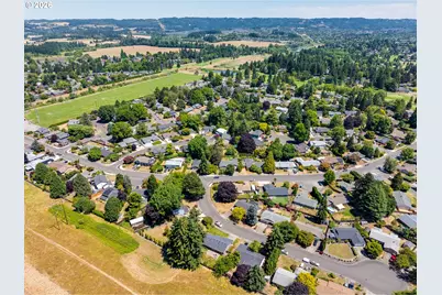 4667 NW Tumalo Ct, Portland, OR 97229 - Photo 31